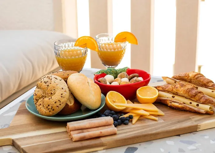 Luri - Three-room Penthouse - Wonderful View Of The Sea - 100 Metres From The - 10 Minutes From Supetar Ferry Port - Free Secured Parking - Facilities Nearby سوتيفان