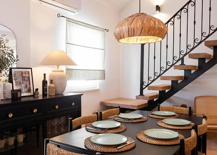 شقة Luri - Three-room Penthouse - Wonderful View Of The Sea - 100 Metres From The - 10 Minutes From Supetar Ferry Port - Free Secured Parking - Facilities Nearby سوتيفان